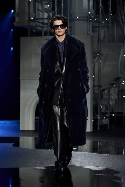 Look 53